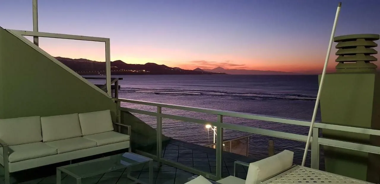 Atico En Primera Linea Las Canteras Las Palmas de Gran Canaria Apartmán